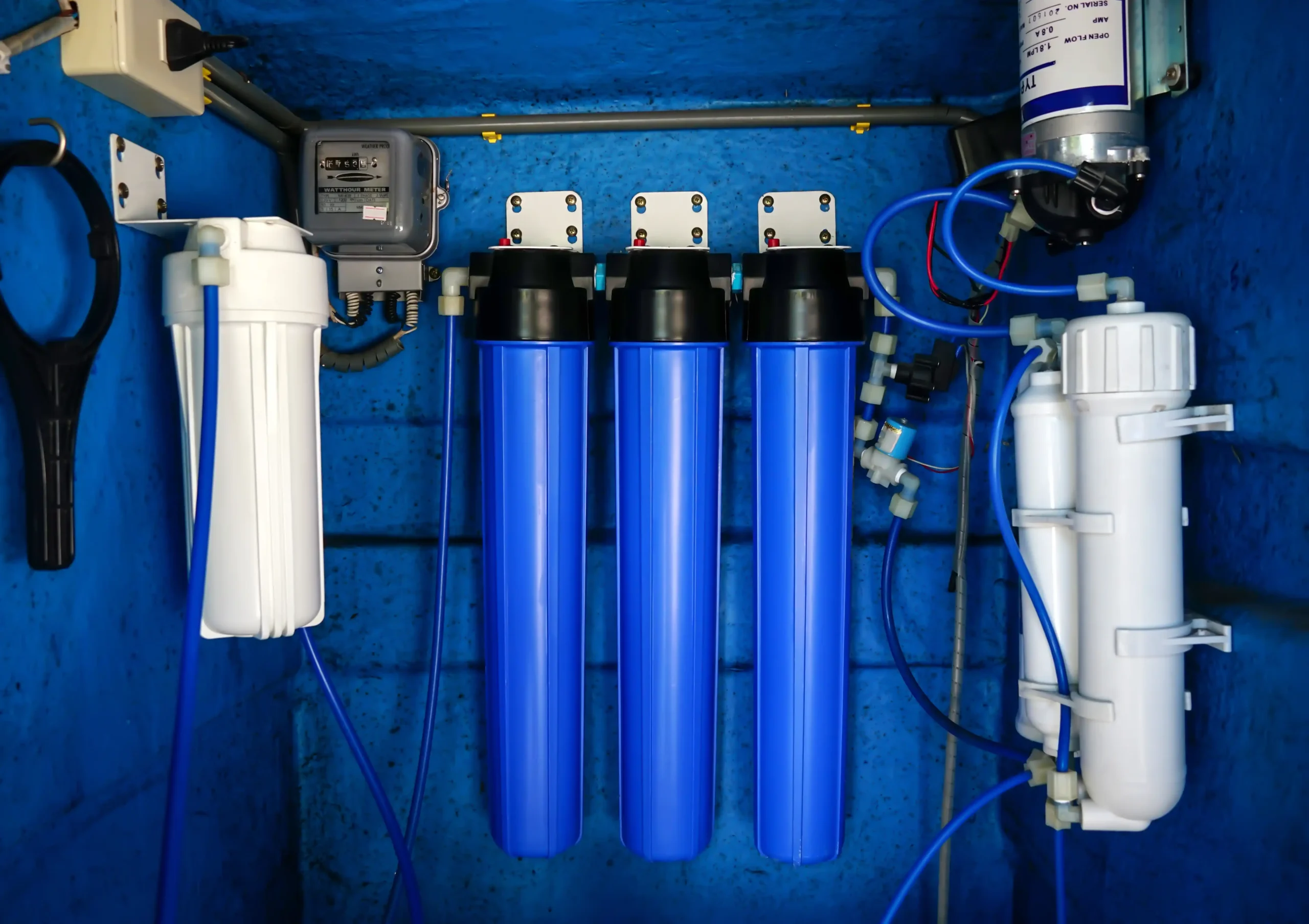 Difference between whole house reverse osmosis system and Water Softener